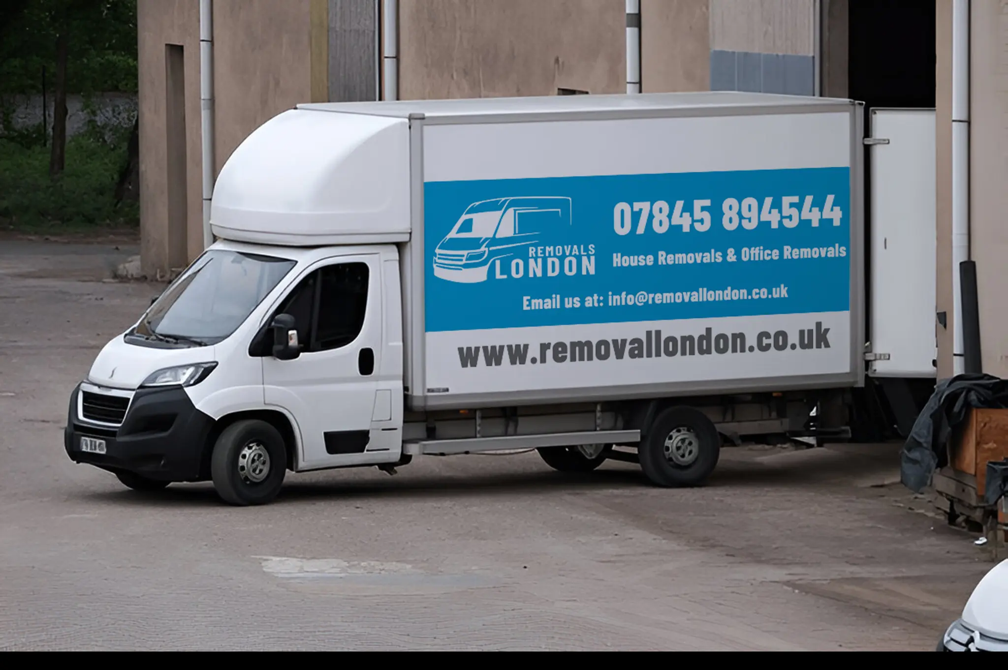 Removals London Moving Luton Van