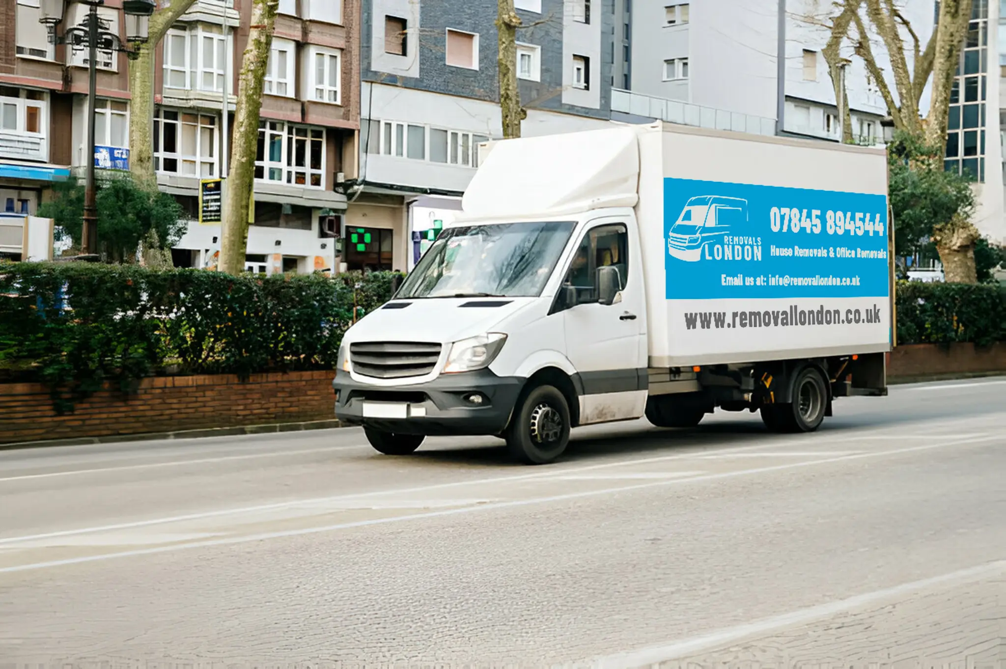 Removals Luton Van in London